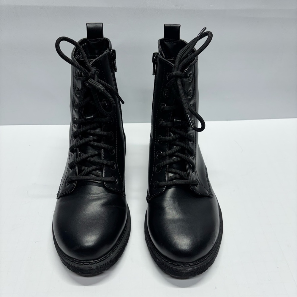 ✨Time and Tru Black Combat Boots Size 6.5